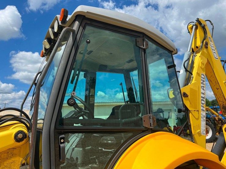 2008-new-holland-b110-image-50