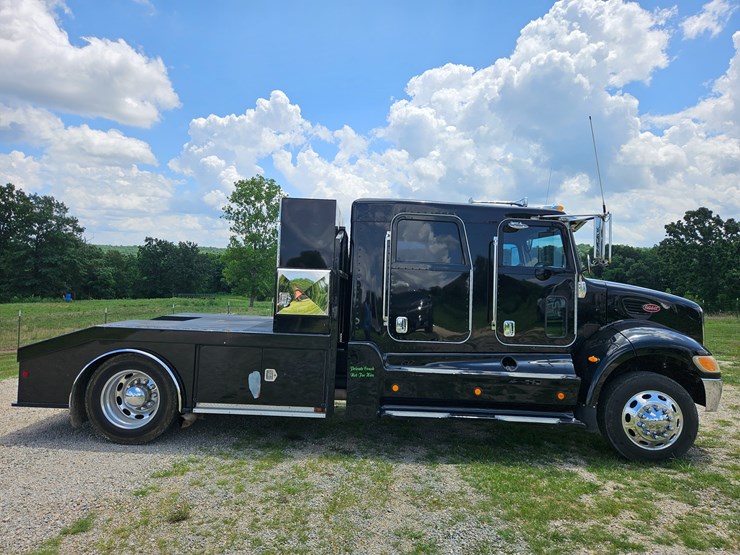 2007-peterbilt-335-image-27