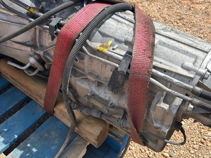 2012-duramax-8-cyl-diesel-engine-w/transmission-image-6
