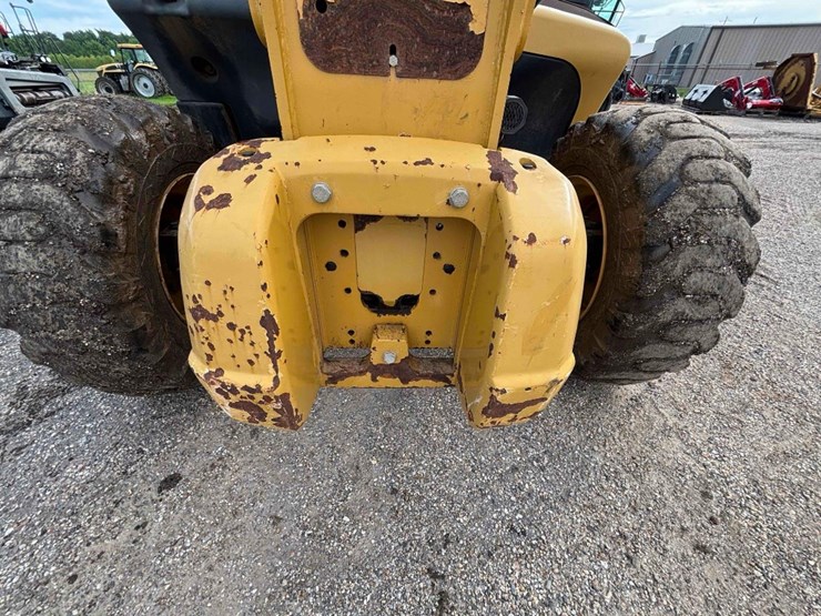 caterpillar-th407c-image-37