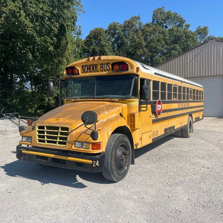 2004 BLUEBIRD VISION