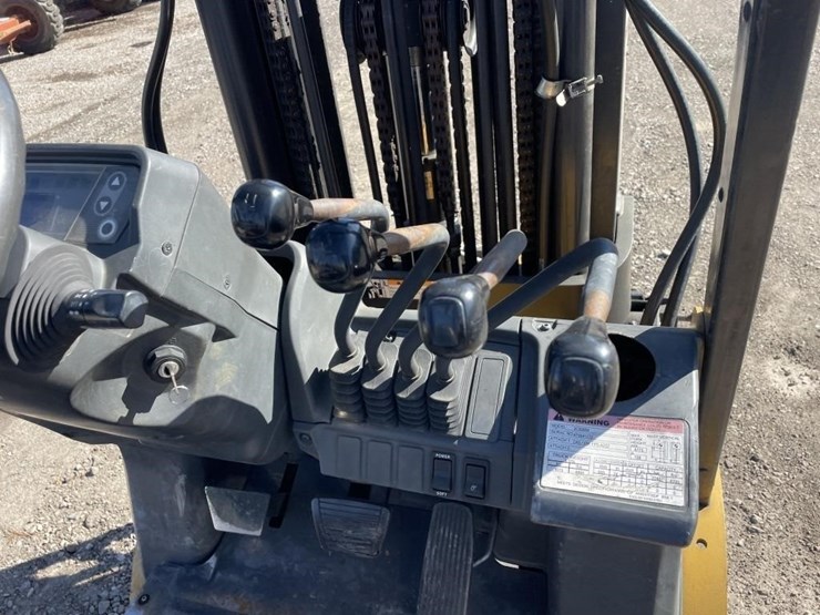 2013-caterpillar-c5000-image-13