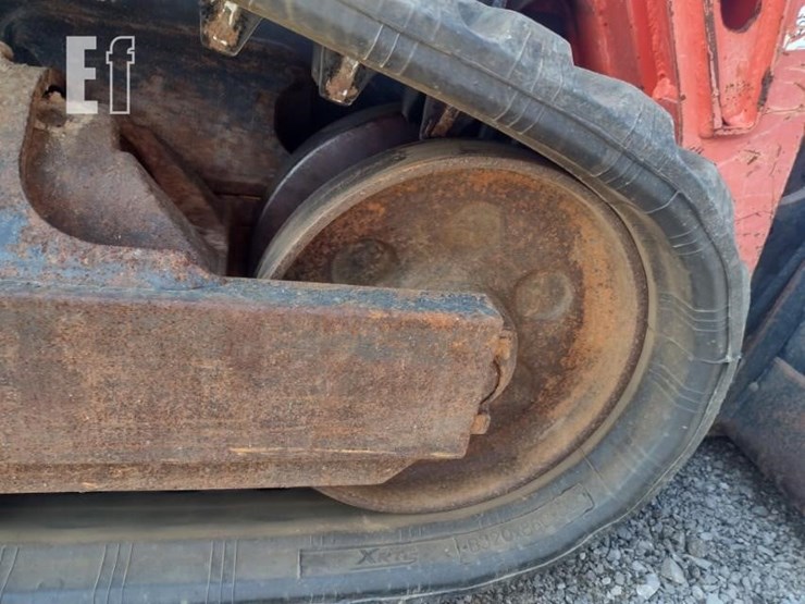 kubota-svl65-2-image-32