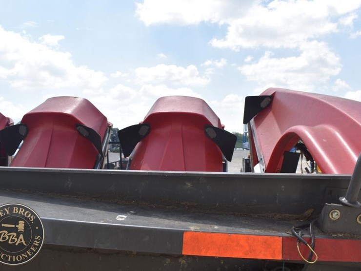 2011-massey-ferguson-830-image-13