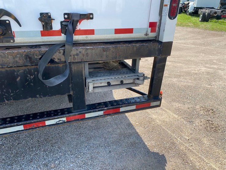 2019-chevrolet-6500-image-23
