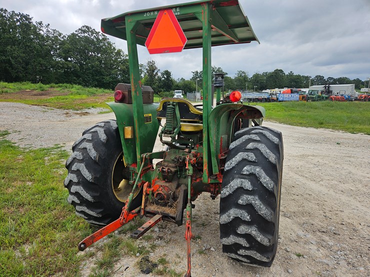 john-deere-2240-image-12
