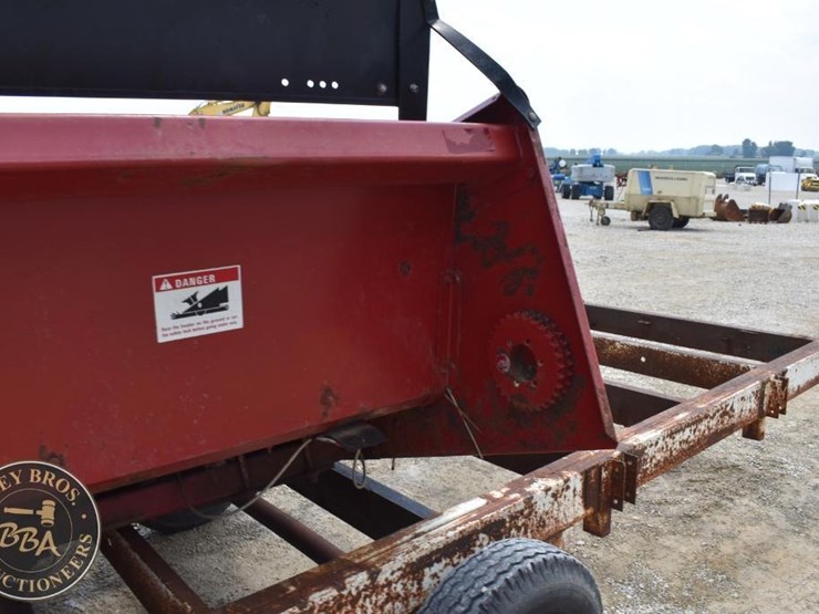 case-ih-1063-image-16