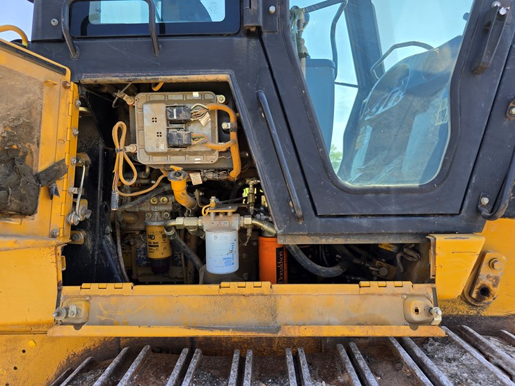 2005-caterpillar-953c-image-120
