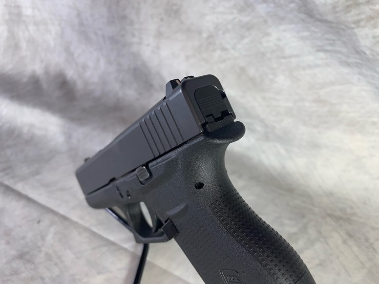#4389-•-glock-model-43-9mm-luger-pistol,-sn:-aewk121-image-19