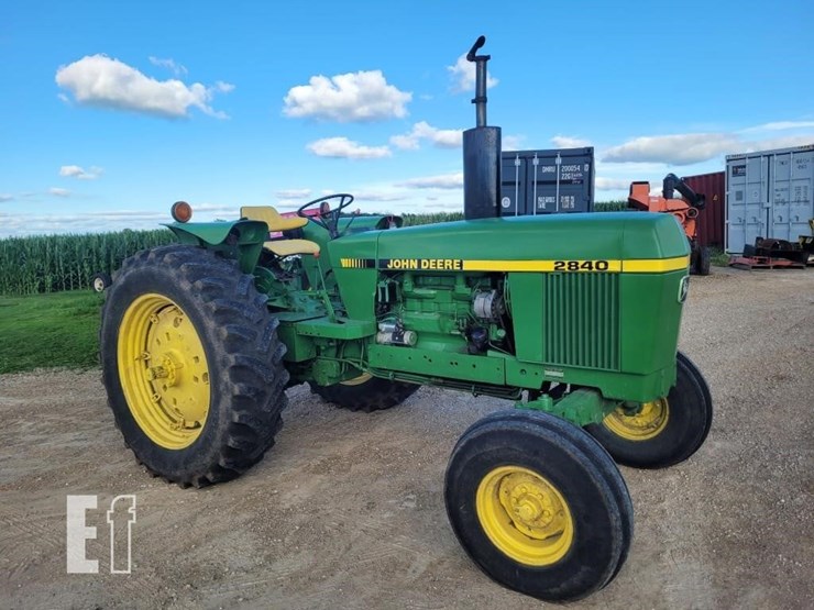 john-deere-2840-image-4