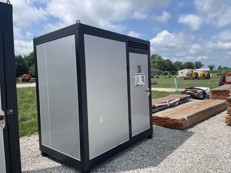 portable-washroom-image-13