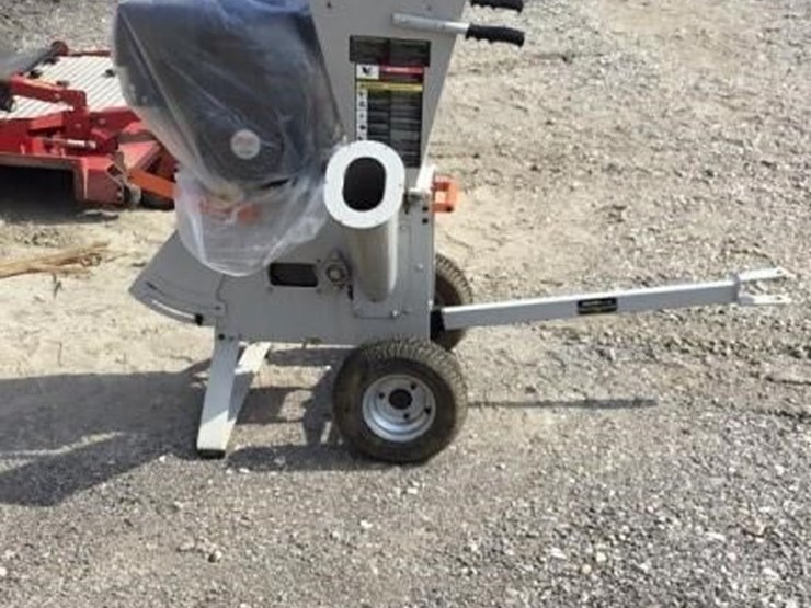 brush-master-wood-chipper-image-1