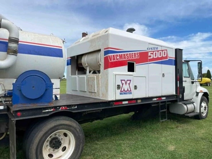 2014-international-durastar-4300-image-22