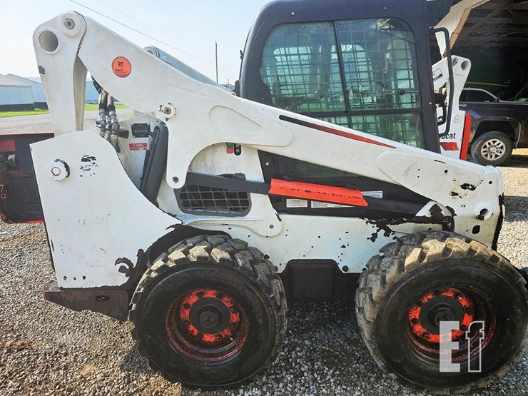 2012-bobcat-s750-image-4