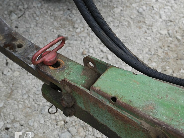 john-deere-7000-image-17