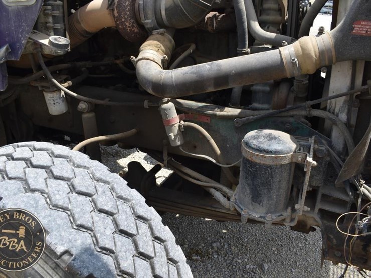 1990-kenworth-t800-image-36