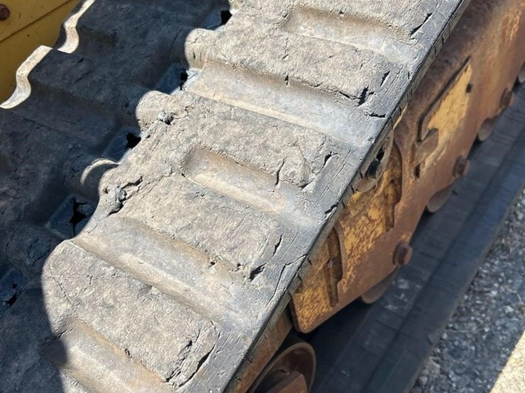 2015-caterpillar-279d-image-5
