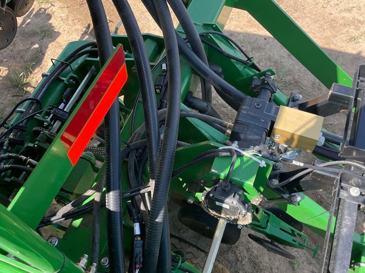 2012-john-deere-1790-image-82