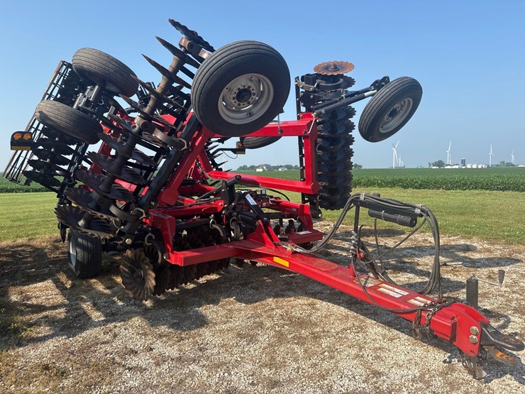 2013-22’-c-ih-330-true-tandem-turbo-vt-disc-image-1