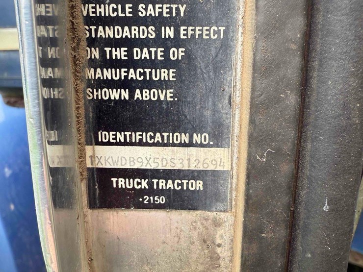 1983-kenworth-w900-image-59