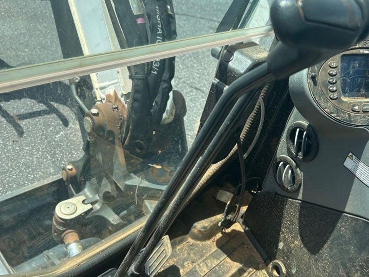 2021-bobcat-e35i-image-17