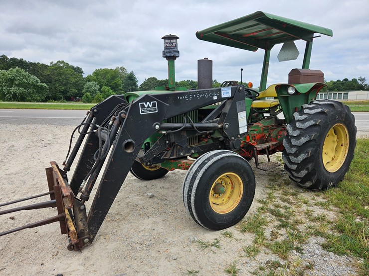 john-deere-2240-image-2