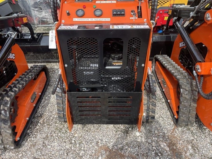new-mms-skid-steer-loader-image-3