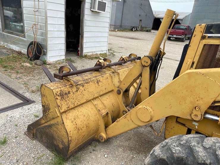 caterpillar-416b-image-5