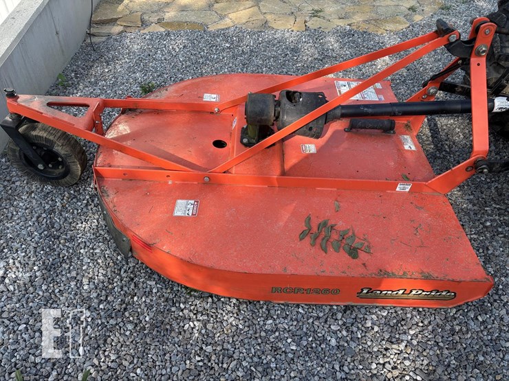 john-deere-3032e-image-16