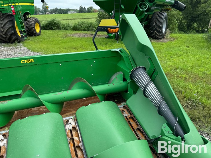 2022-john-deere-c16r-image-14