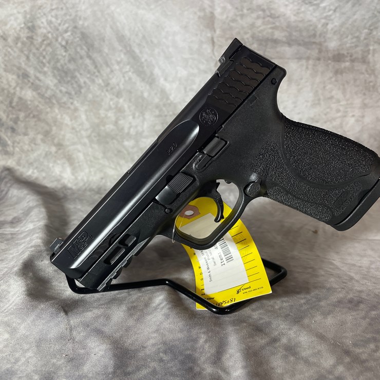 #4399 • Smith and Wesson M & P 2.0 9mm Luger Pistol, SN: NKU3007