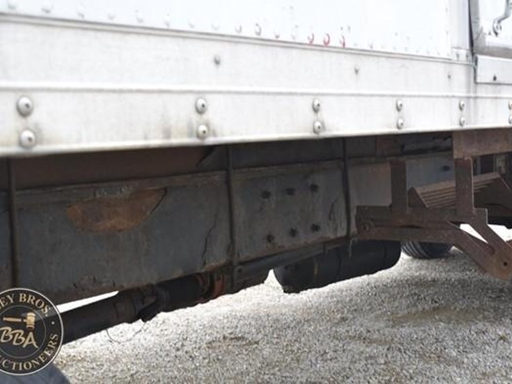 2008-kenworth-t300-image-47