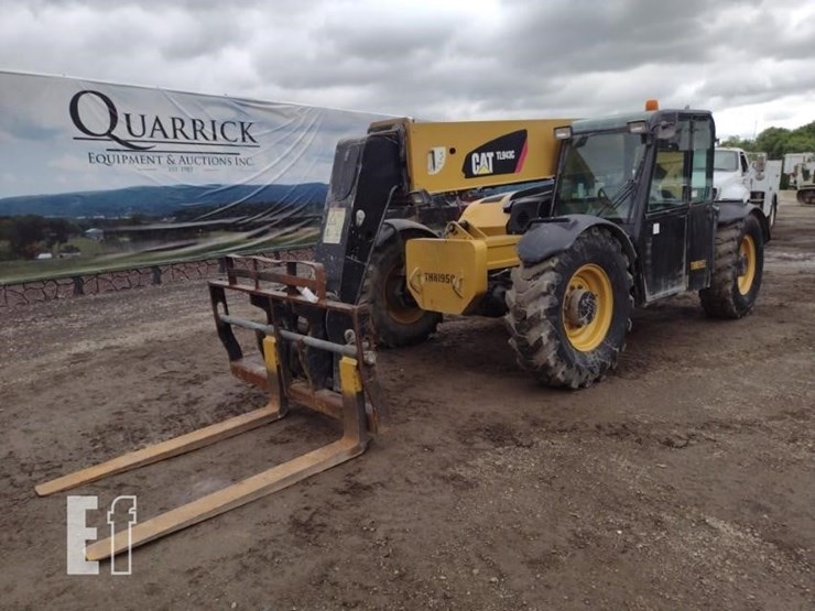 2015-caterpillar-tl943c-image-29