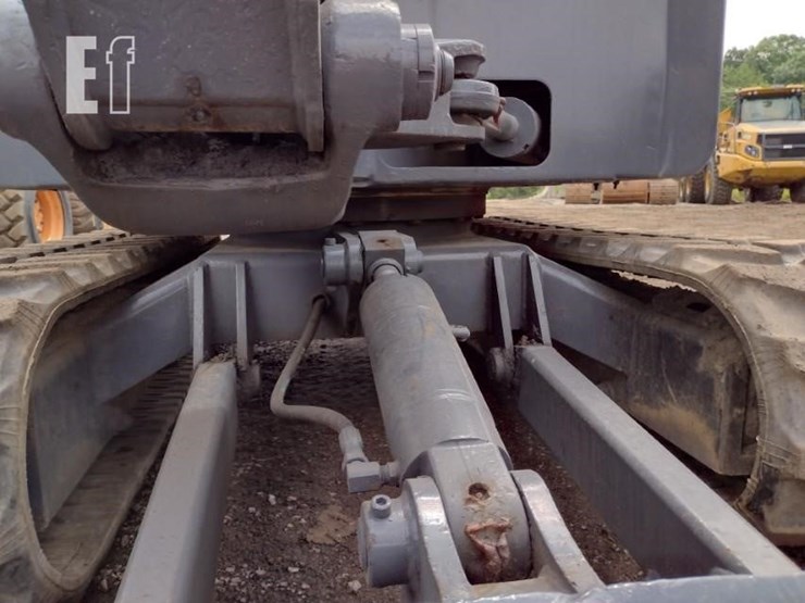 2011-terex-tc29-image-21