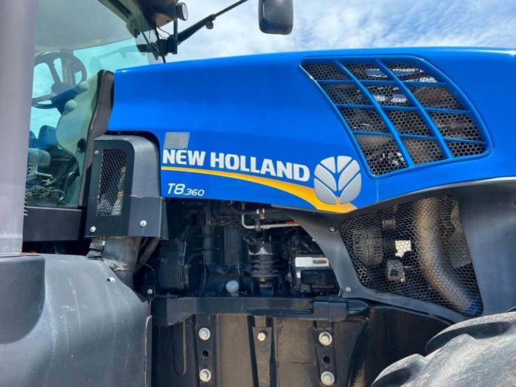 2014-new-holland-t8.360-image-21