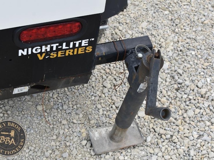 2019-allmand-bros-night-lite-v-series-image-18