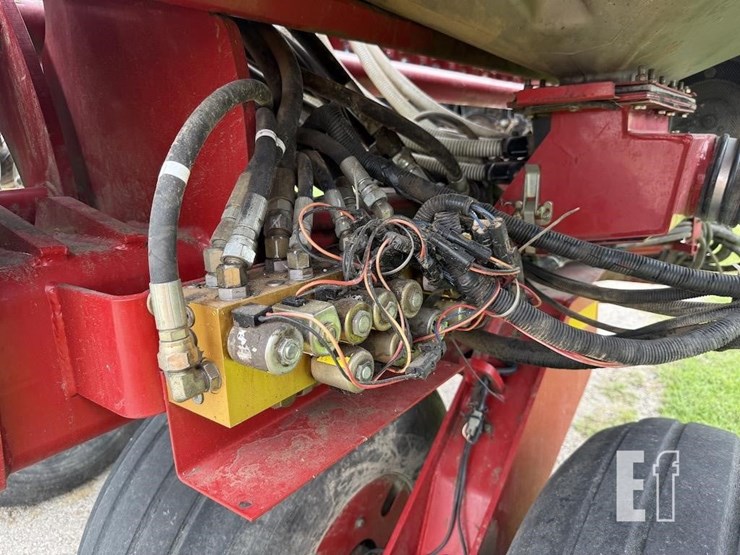 case-ih-1240-image-12