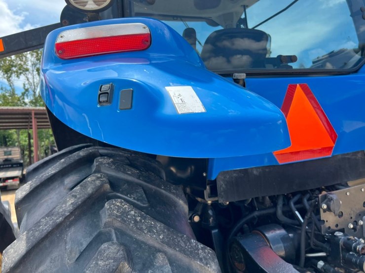 2014-new-holland-t8.360-image-10