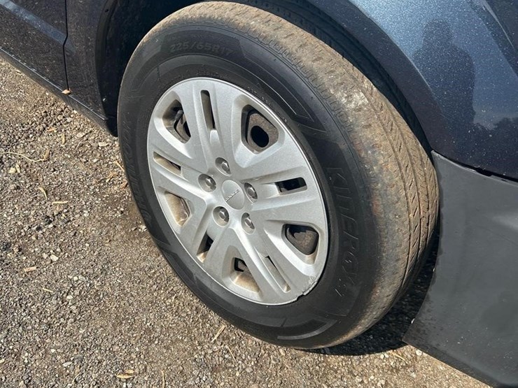 2013-dodge-grand-caravan-image-9