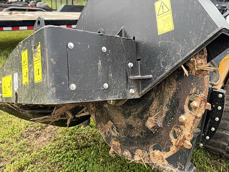 2022-jcb-stump-grinder-image-2