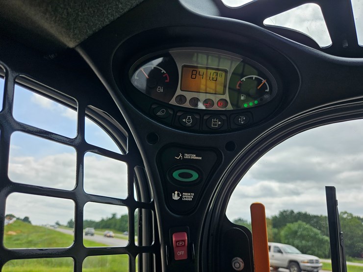 2021-bobcat-t770-image-51