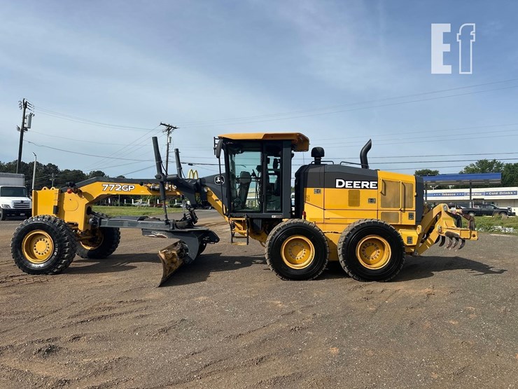 2014-deere-772gp-image-2