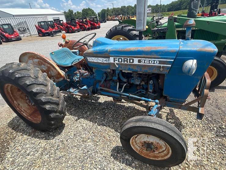 ford-3600-image-1