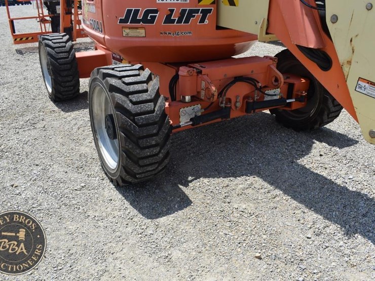 2007-jlg-600aj-image-30