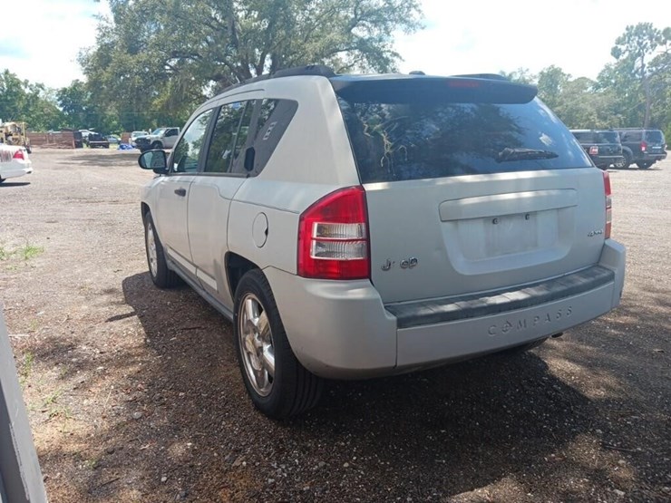 2007-jeep-compass-image-8