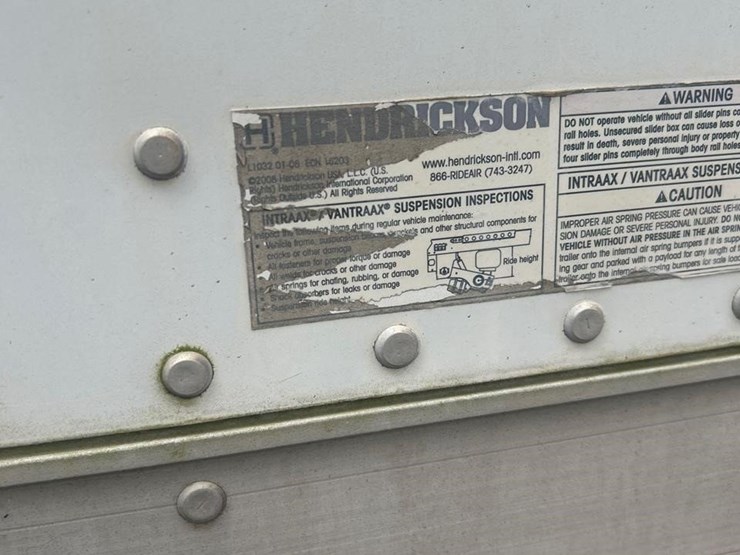 2010-utility-van-image-12