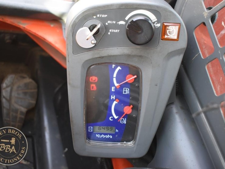 2020-kubota-ssv65-image-41