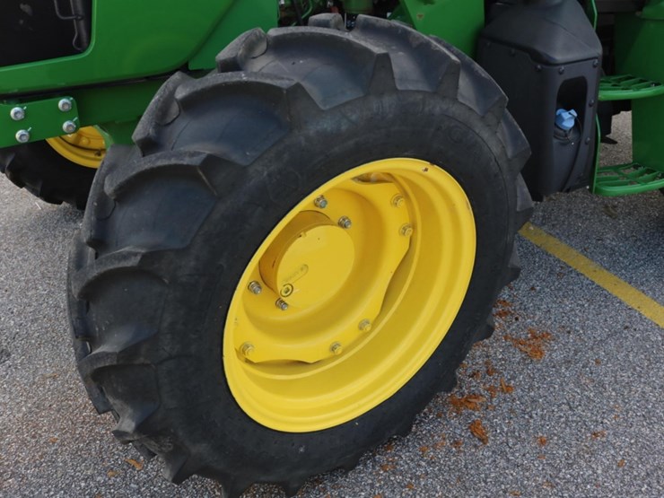john-deere-5090e-image-9