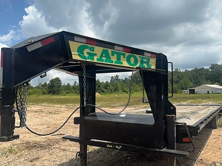 2021-gator-30+5-foot-image-3