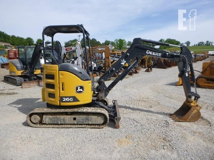 2021-deere-26g-image-3